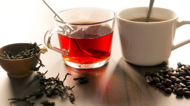 Tak disarankan minum teh selagi panas dan kopi secara berlebihan