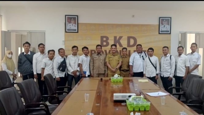 Hearing Aliansi Tenaga Honorer NTB dengan BKD