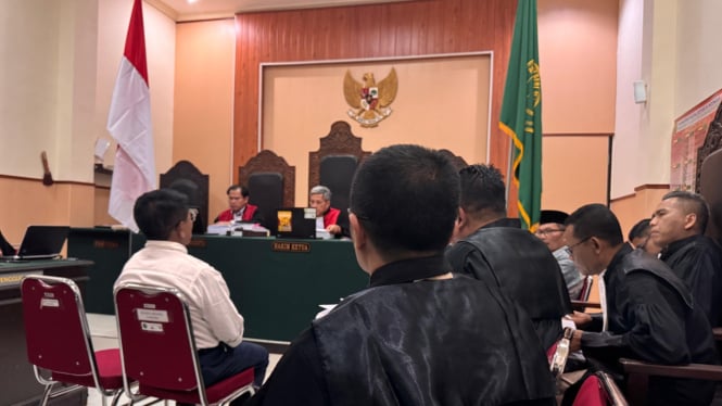 Mantan Kepala Dinas PUPR NTB berikan Kesaksian Kasus NCC