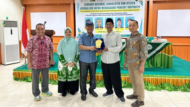 H. Fauzan Khalid Berikan Kuliah Umum