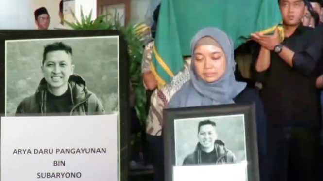 Arya, ditemukan meninggal dengan kondisi wajah terlilit lakban