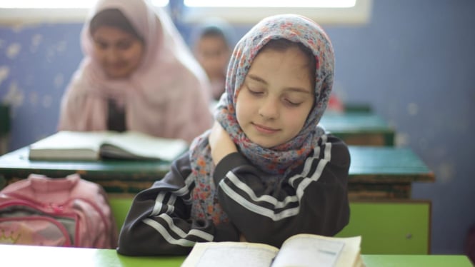 Bentuk akal dan akhlak anak lewat pendidikan holistik