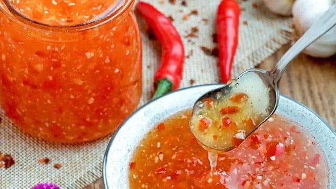 Cocok untuk seafood, gorengan hingga salad