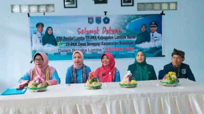 Ketua Tim Penilai TP-PKK Kabupaten Lombok Barat, Hj. Napaah