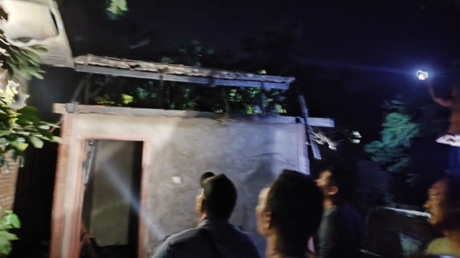 Rumah warga Kelurahan Tegalcangkring Terbakar