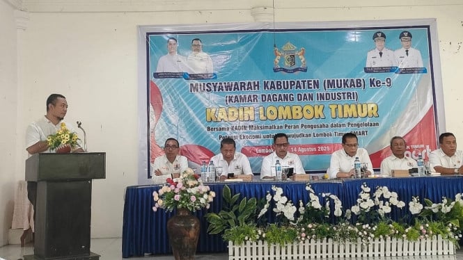 Suasana pembukaan Mukab IX Kadin Lombok Timur