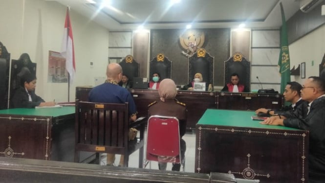 Sidang Lanjutan KDRT dengan Menghadirkan Saksi Meringankan