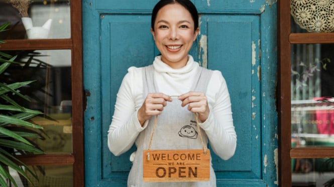 Ilustrasi membuka bisnis dengan modal rendah