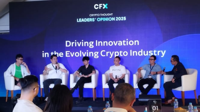 Diskusi panel CFX Crypto Converence 2025