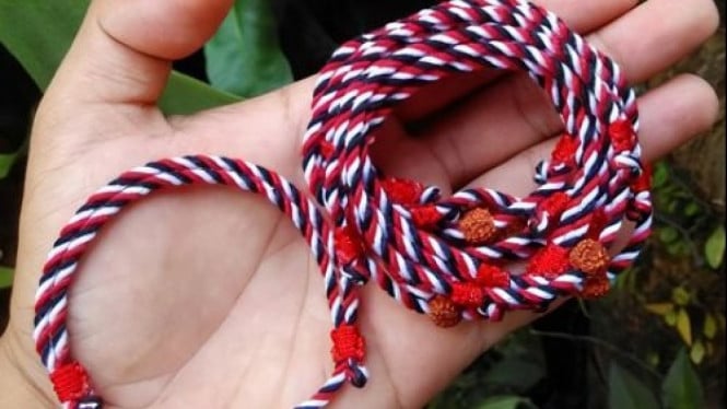 Gelang Tridatu