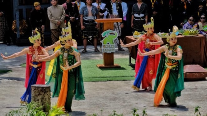 Perayaan Grebeg Syawal di Solo Safari