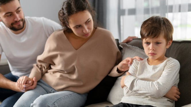Ciri dan dampak negatif helicopter parenting