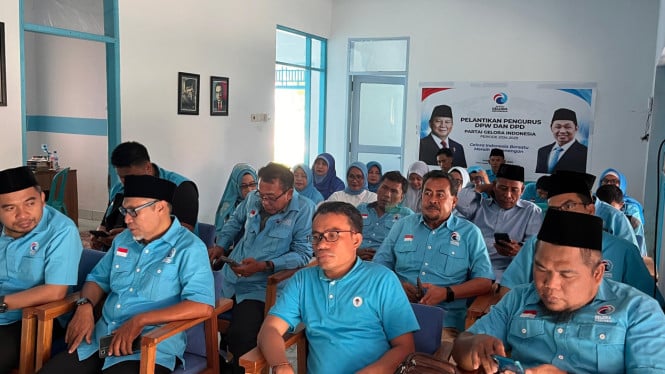 Pengurus Partai Gelora Hadiri Pelantikan Serentak