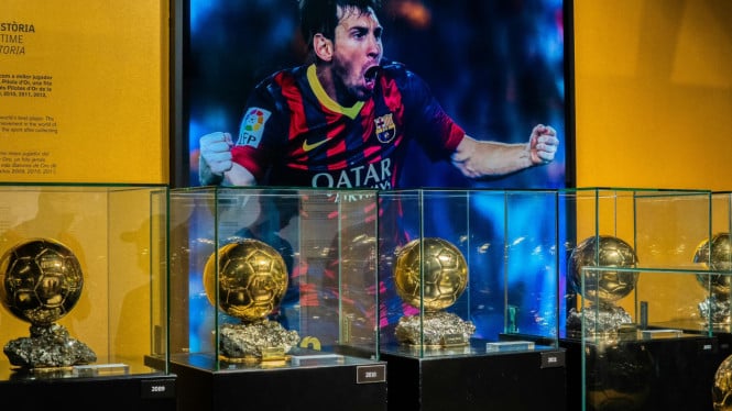 Trofi Ballon d’Or yang menjadi simbol supremasi individu.
