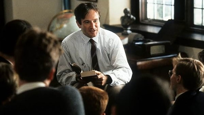 Robin Williams yang puitis di film Dead Poets Society
