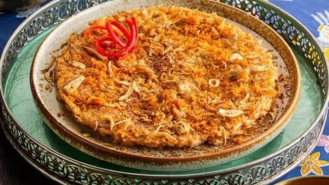 Omelet nasi ini mengingatkan kita pada kerak telor Betawi