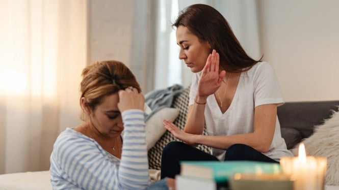 Pengkhianatan Bisa Jadi Alasan Friendship Breakup
