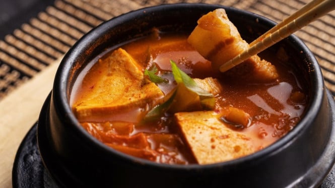 Sundubu Jjigae Khas Korea Versi Chef Arnold
