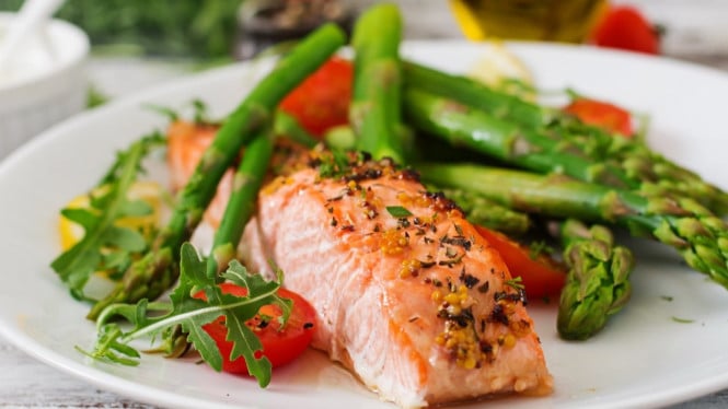 Ide Menu Makan Malam Rendah Kalori, Tetap Nikmat Saat Diet
