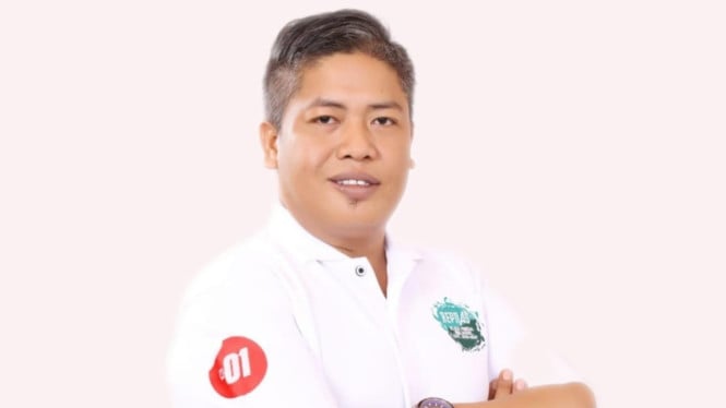 Ketua DPC PDIP Lombok Timur, Ahmad Sukro.