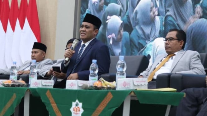 Rektor UIN Mataram Prof Masnun Tahir.