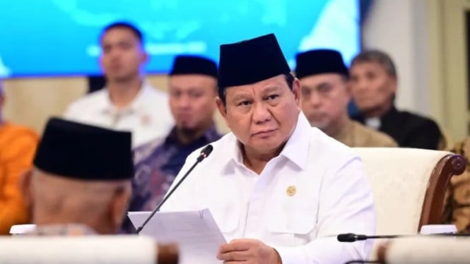 Presiden Prabowo ketika mendengarkan aspirasi masyarakat