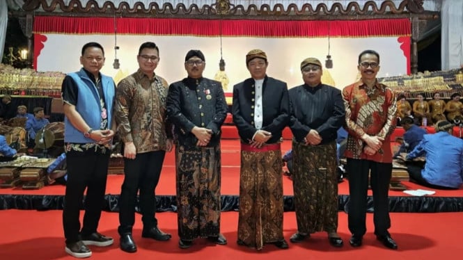 pegelaran Wayang Kulit HUT MA RI Ke-80