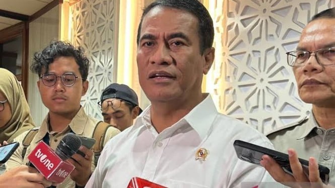 Mentan Amran Pastikan Surplus Beras Oktober