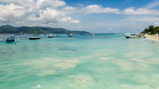 Suasana damai di Surga Lombok destinasi favorit wisatawan.