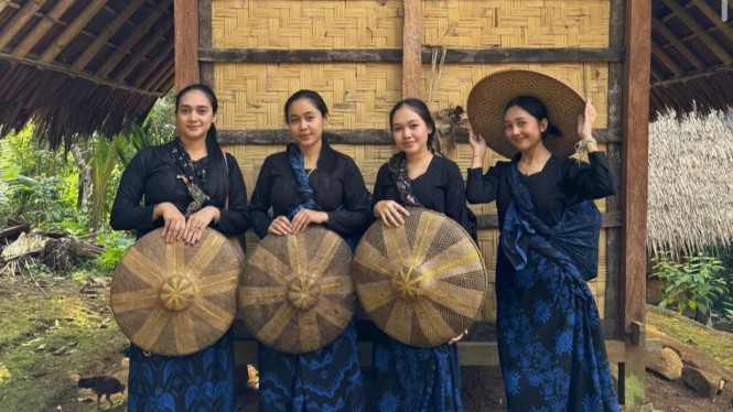 Potret Perempuan Suku Baduy