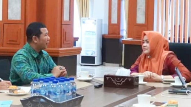 Potret Kepala BPOM Mataram bersama Gubernur NTB