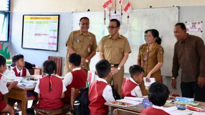 Kunjungan langsung Walikota Denpasar ke SDN 7 Peguyangan