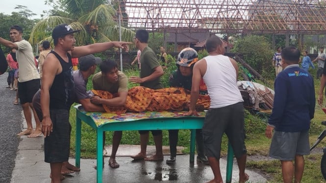 Warga Pengambengan yang Terseret Banjir Ditemukan