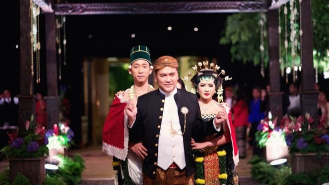 Ngunduh Mantu, Sakral yang Penuh Warna