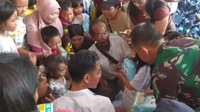 Wapres Gibran Berdialog Dengan Pengungsi