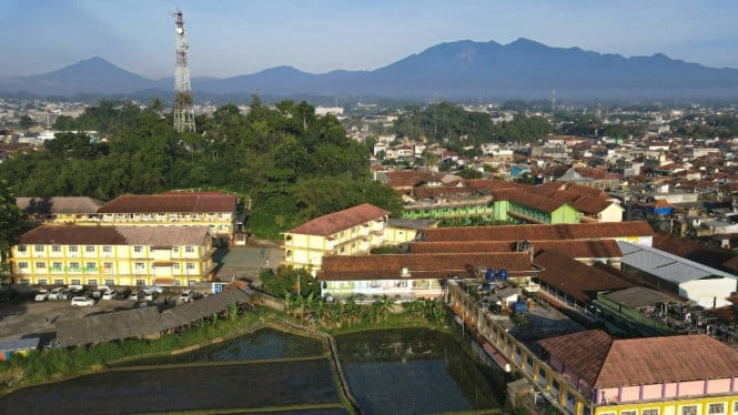 Pesona Bandung Timur Dari Keindahan Alam Hingga Destinasi Religi.