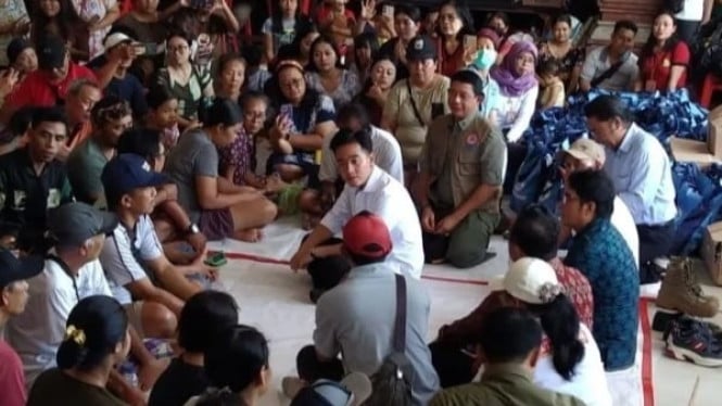 Wapres RI berdialog dengan para pengungsi di Posko Pengungsian