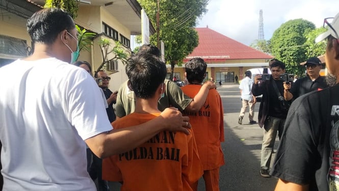Tempel Sabu STP dan MD diamankan Satres Narkoba Polres Jembrana