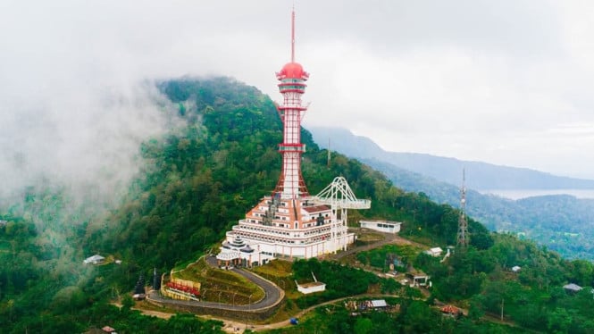 Menikmati Keindahan Bali dari Ketinggian Turyapada Tower