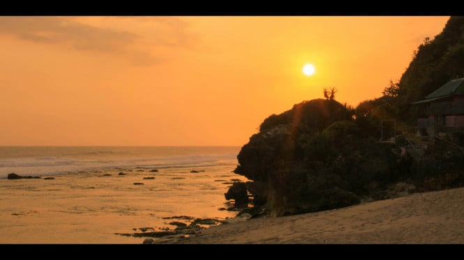 Panorama senja dari Batu Jaran Bali