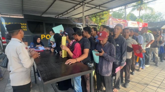 Antrean Pembuatan SKCK di Polresta Mataram