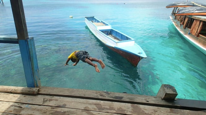 Laut, cerita, dan manusianya