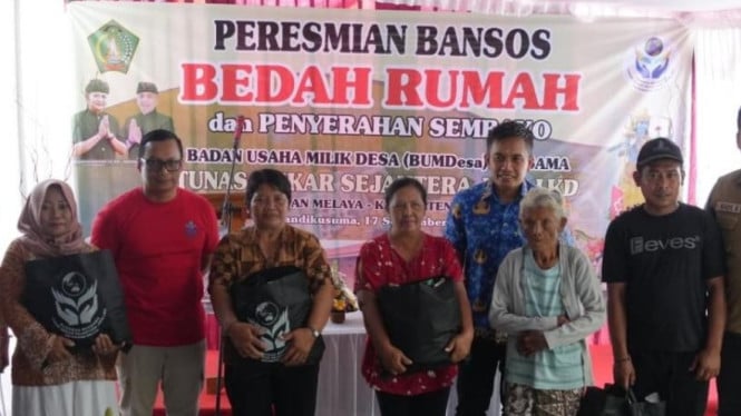 Empat keluarga di Melaya, Jembrana terima bantuan bedah rumah