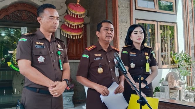 Kajari Tabanan Zainur Arifin Syah Terkait Pembubaran Yayasan