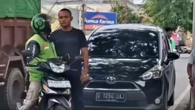 Pemukulan ojol oleh oknum TNI di Pontianak