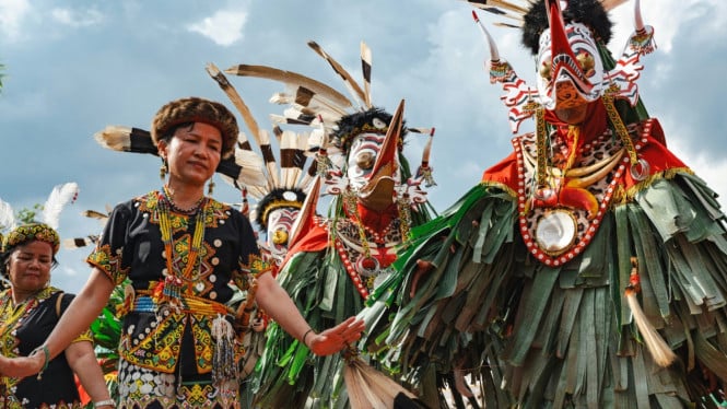 Ilustrasi Tari Hudoq, Kalimantan Timur