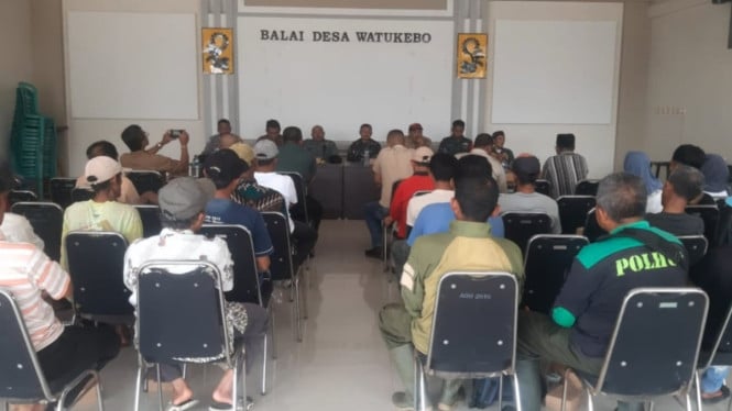 Mediasi antara warga desa hutan dan KPH Banyuwangi Utara