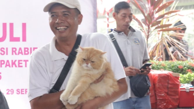 Antusiasme warga Buleleng iktui vaksin rabies gratis