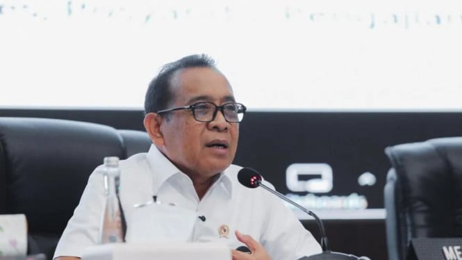 Menko Bidang Pembangunan Manusia dan Kebudayaan Pratikno