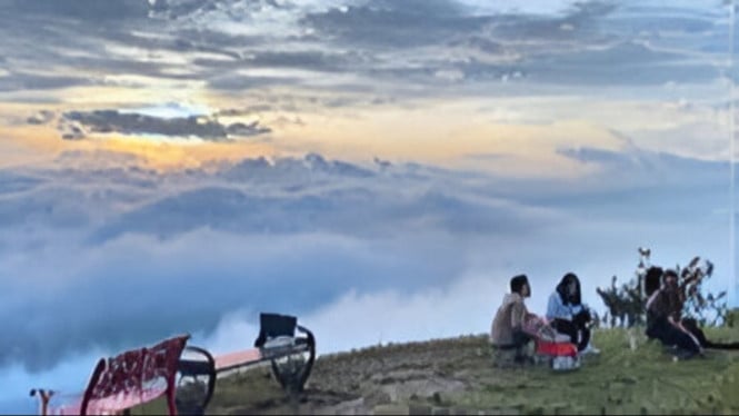 Panorama keindahan Gunung Gajah Telomoyo